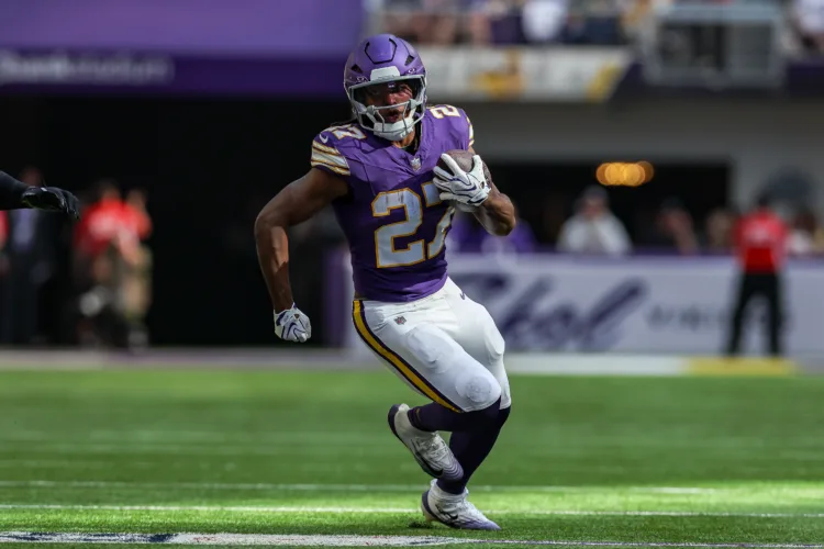 Vikings return RB Jordan Mason from injured reserve